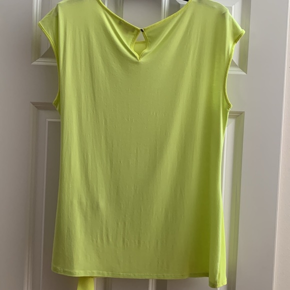 Vince Camuto Top - Picture 3 of 4